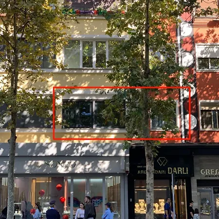 Апартаменты Lovely Center Тирана
