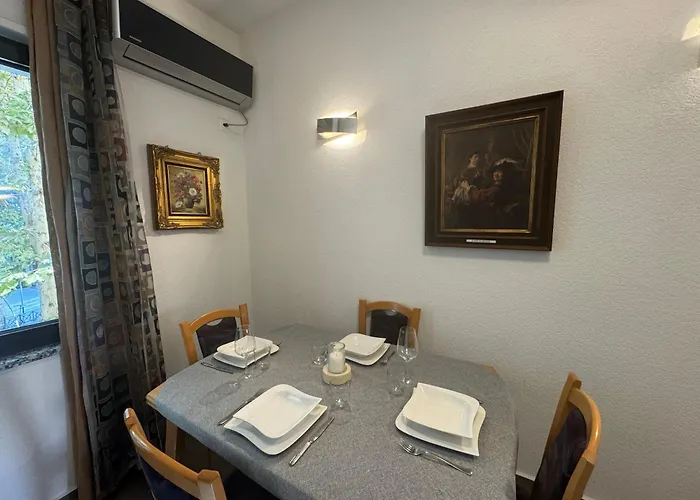 公寓 Lovely Center 地拉那