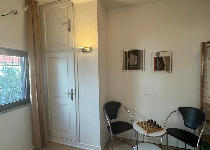 Lovely Center * 地拉那